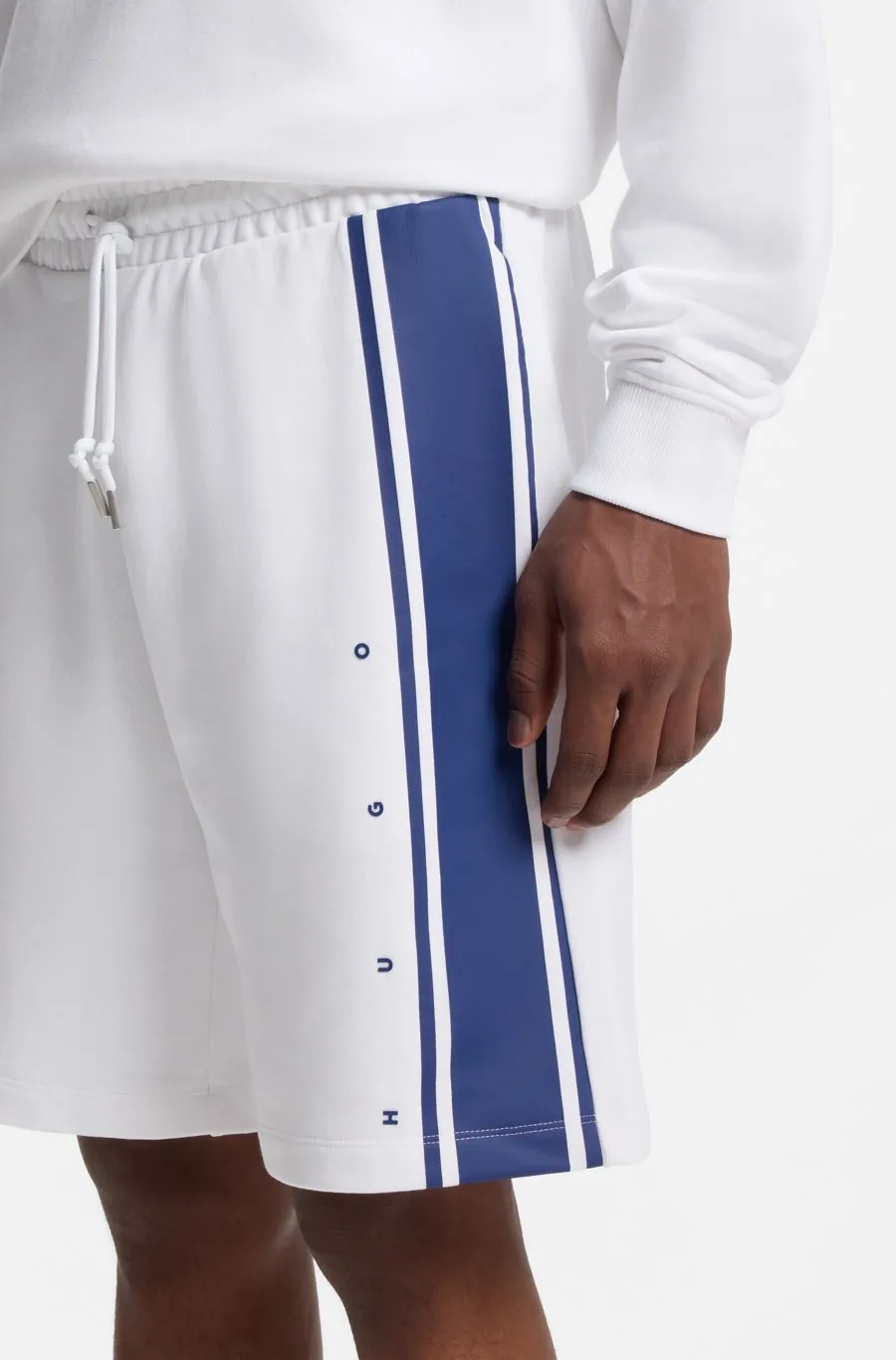 Шорти Hugo Boss relaxed fit з бавовни — фото 2